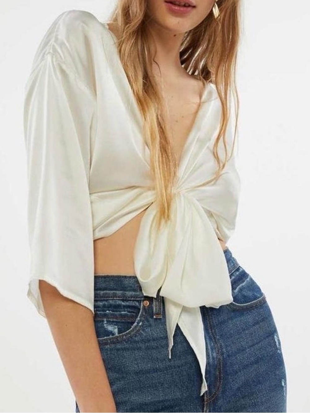 UO Nicole Satin Tie-Front Top White / Ivory Size XS